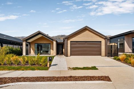 Photo of property in Wooing Tree Vineyard Ltd, 6 Blondie Drive, Cromwell, 9310