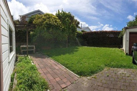 Photo of property in 41 Charlotte Avenue, Brooklyn, Wellington, 6021