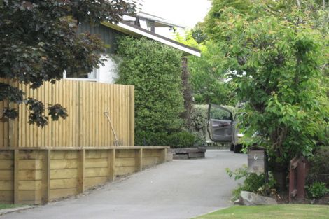Photo of property in 6 Banff Place, Avonhead, Christchurch, 8042