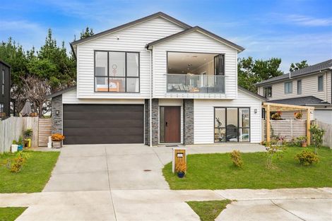 Photo of property in 38 Resolution Drive, Gulf Harbour, Whangaparaoa, 0930