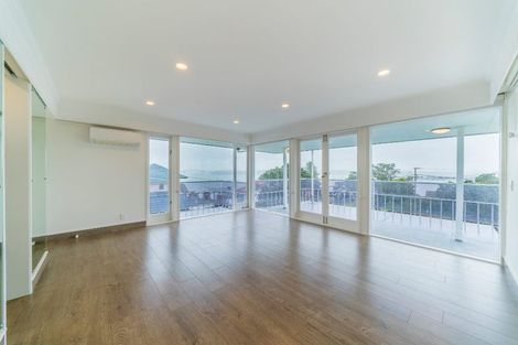 Photo of property in 81a Stanley Point Road, Stanley Point, Auckland, 0624