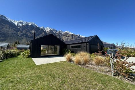 Photo of property in 25 Glenfiddich Road, Jacks Point, Queenstown, 9371