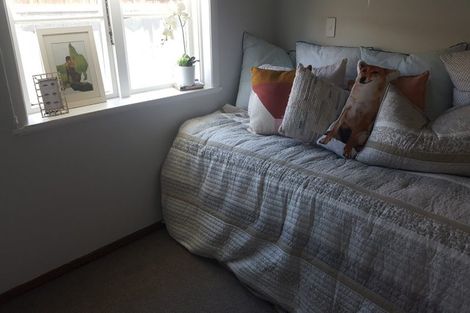 Photo of property in 3 Trevethick Grove, Woburn, Lower Hutt, 5010