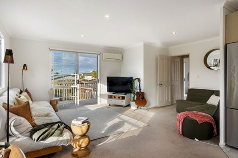 Photo of property in 5 Wells Place, Whitianga, 3510