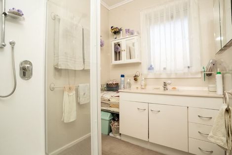 Photo of property in 214 Shortland Street, Aranui, Christchurch, 8061