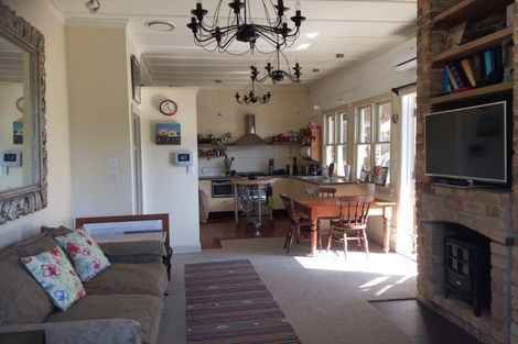 Photo of property in 106 Bassett Road, Remuera, Auckland, 1050