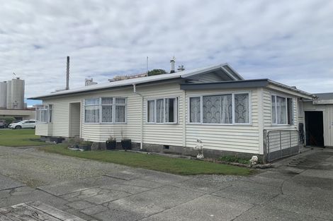 Photo of property in 51 Livingstone Street, Hokitika, 7810