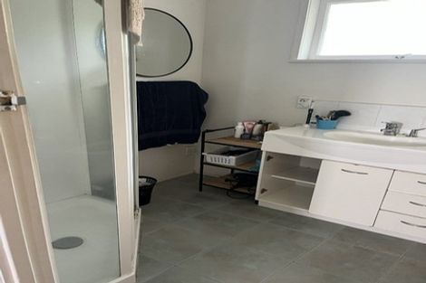 Photo of property in 1/24 Gordon Avenue, Milford, Auckland, 0620