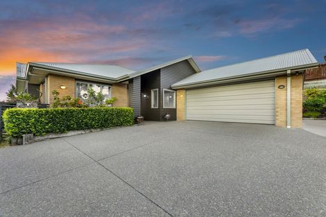Photo of property in 37 Falcon Drive, Welcome Bay, Tauranga, 3112