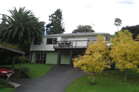 Photo of property in 15 Robbies Road, Shelly Park, Auckland, 2014
