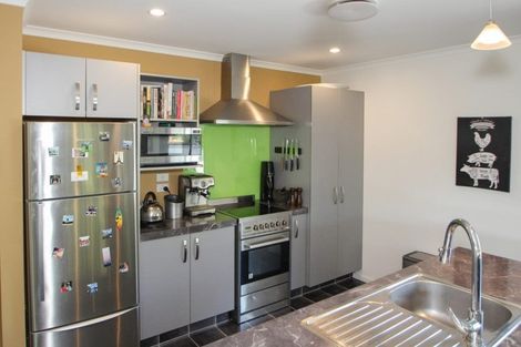 Photo of property in 17 Blue Stone Drive, Waiareka Junction, Oamaru, 9401