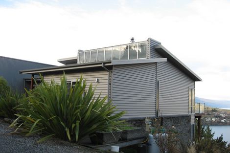 Photo of property in 7 Stone Ridge Place, Queenstown, 9300