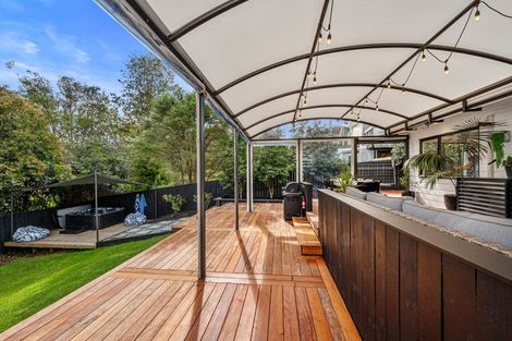 Photo of property in 51 Makiri Street, Helensville, 0800