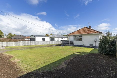 Photo of property in 15 Tarahua Road, Vogeltown, New Plymouth, 4310