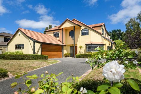 Photo of property in 96 Pacific Drive, Fitzherbert, Palmerston North, 4410