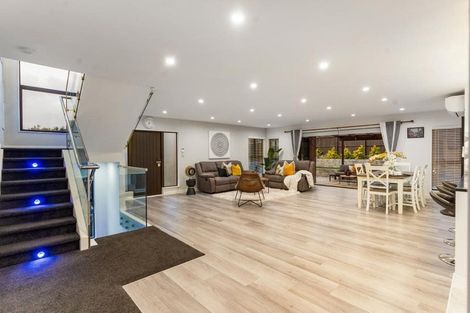 Photo of property in 1 Arataki Way, Glen Eden, Auckland, 0602