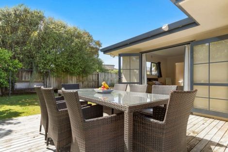 Photo of property in 19 Calypso Drive, Papamoa Beach, Papamoa, 3118