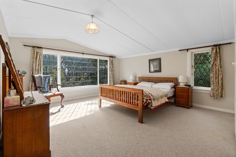 Photo of property in 11 Howard Street, Macandrew Bay, Dunedin, 9014