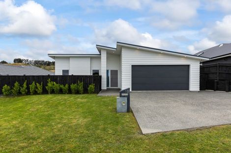 Photo of property in 10 Weatherdeck Close, Whitby, Porirua, 5024