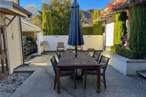 Photo of property in 14 Anglesea Street, Arrowtown, 9302