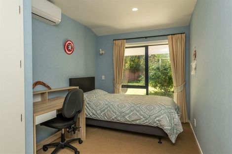 Photo of property in 29c Hamilton Avenue, Ilam, Christchurch, 8041