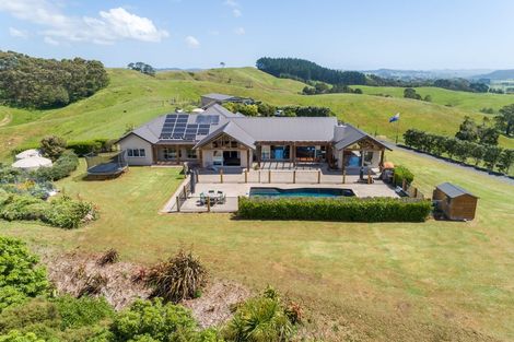 Photo of property in 318 Stoney Creek Road, Kaukapakapa, 0873