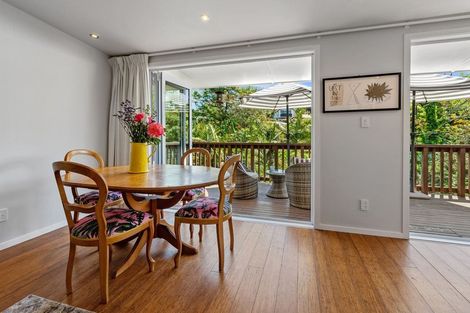 Photo of property in 860 Beach Road, Waiake, Auckland, 0630