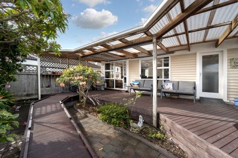 Photo of property in 13 O'halloran Road, Howick, Auckland, 2014