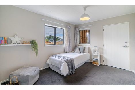 Photo of property in 12 Howard Street, Gore, 9710