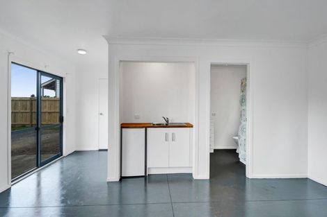 Photo of property in 111 Ngamotu Road, Spotswood, New Plymouth, 4310