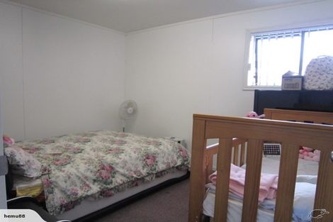 Photo of property in 120a Mount Smart Road, Onehunga, Auckland, 1061