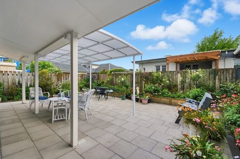 Photo of property in 38 Ngatai Road, Otumoetai, Tauranga, 3110