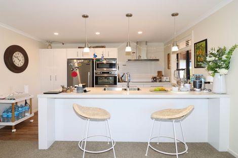 Photo of property in 3 Hereford Drive, Carterton, 5713