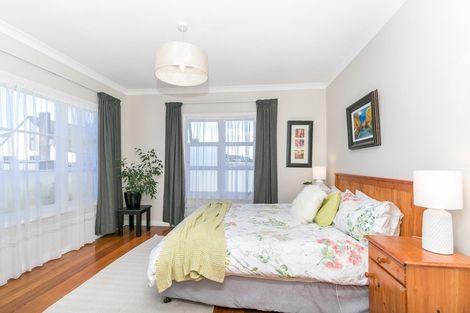 Photo of property in 30 Duncan Road, St Andrews, Hamilton, 3200