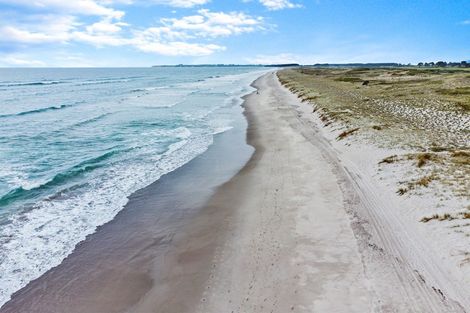 Photo of property in 1337c Papamoa Beach Road, Papamoa Beach, Papamoa, 3118