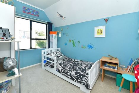 Photo of property in 1 Inca Place, Snells Beach, 0920