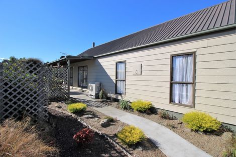 Photo of property in 2 Cherry Grove, Alexandra, 9320