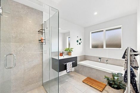 Photo of property in 68 Cairnbrae Drive, Prebbleton, 7604