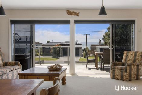 Photo of property in 54 Shaw Road, Waihi Beach, 3611