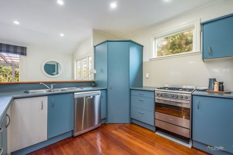 Photo of property in 49 Penrose Street, Woburn, Lower Hutt, 5010
