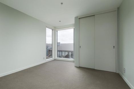 Photo of property in Portal Apartments, 6c/42 Cable Street, Te Aro, Wellington, 6011