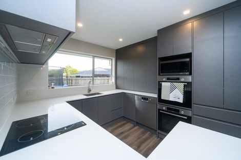 Photo of property in 8 Wedgwood Grove, Highbury, Palmerston North, 4412