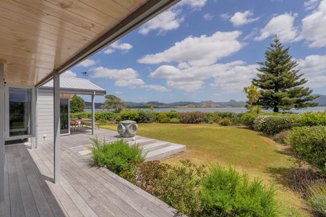 Photo of property in 132 Harbour Drive, Matarangi, Whitianga, 3592