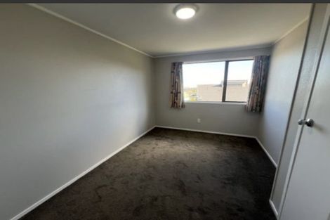 Photo of property in 18 Deodar Place, Totara Heights, Auckland, 2105