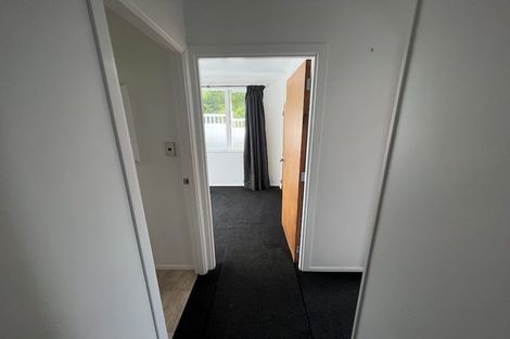 Photo of property in 25 Crompton Road, Massey, Auckland, 0614