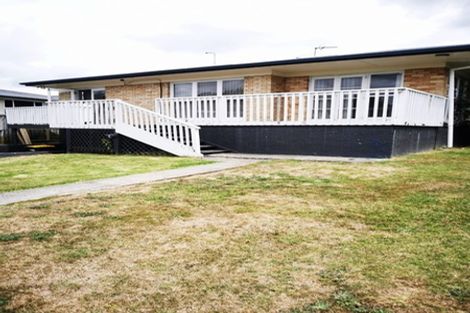 Photo of property in 1/415 Great South Road, Opaheke, Papakura, 2113