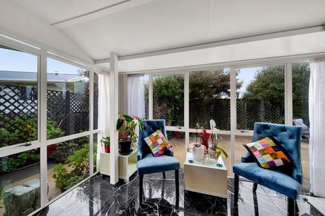 Photo of property in 24 Park Lane, Waitara, 4320