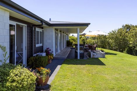 Photo of property in 35 Blue Ridge Drive, Acacia Bay, Taupo, 3385
