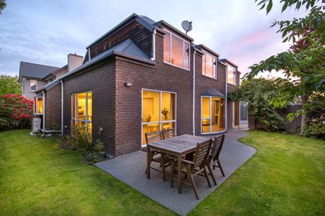 Photo of property in 376a Memorial Avenue, Burnside, Christchurch, 8053