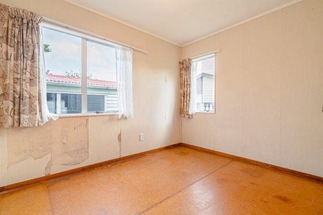 Photo of property in 19 Carnoustie Drive, Wattle Downs, Auckland, 2103